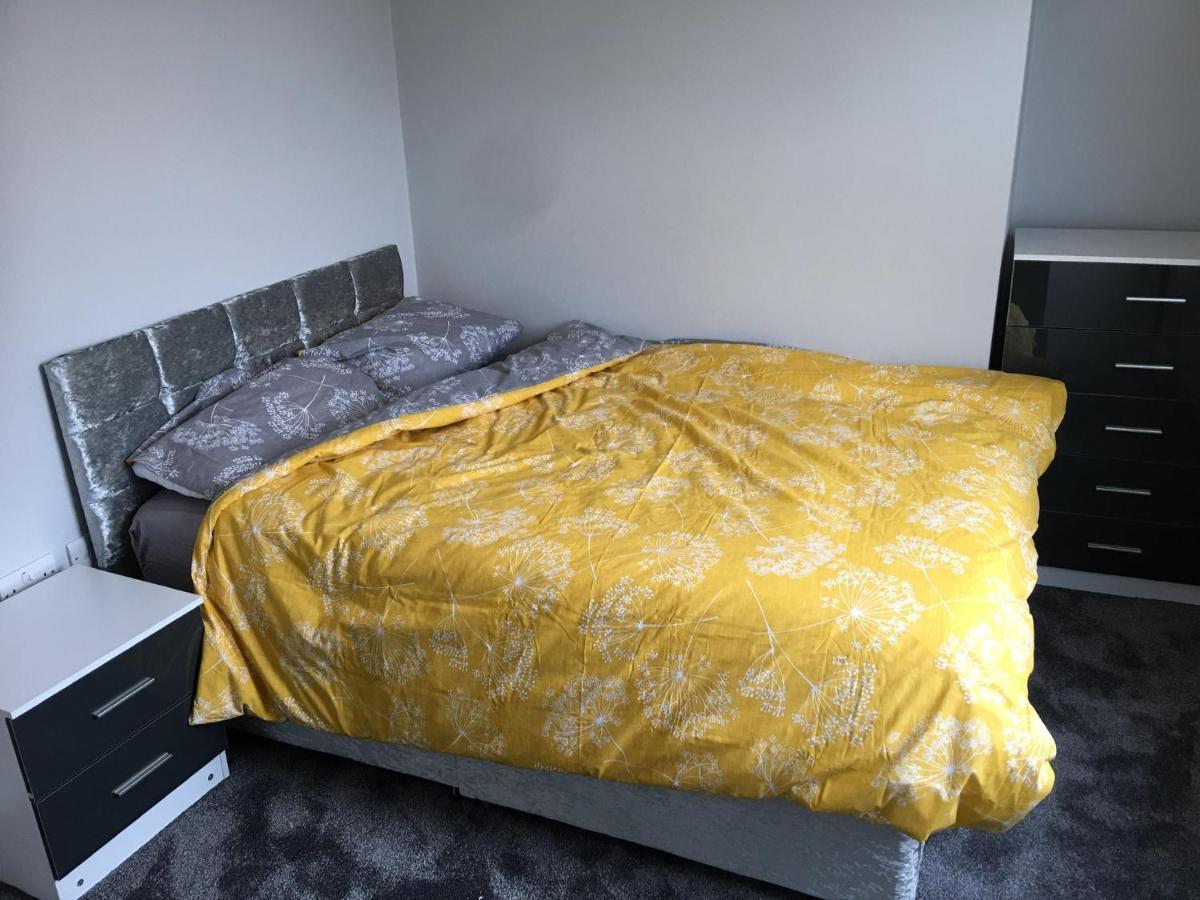 Camden Guest House Double Bedroom With Super Large King Bed Londra Exterior foto
